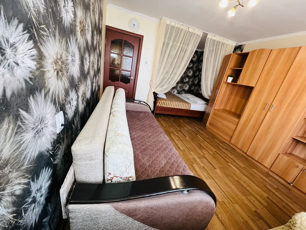 1-комнатная квартира в деловом и историческом центре города с новогодней елкой — аренда посуточно в Нижний Новгород