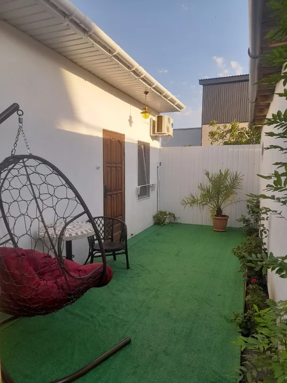 Уютный домик в тихом районе