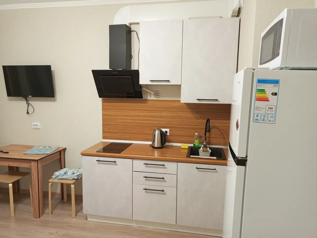 Уютная студия с большой лоджией, 15 минут от метро