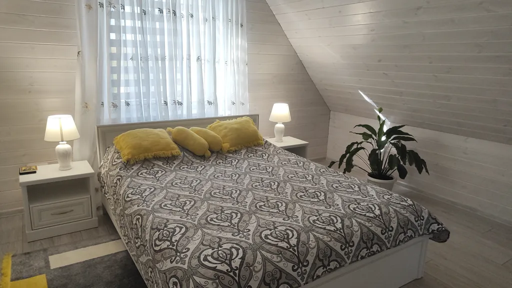 Коттедж Дом с баней и бассейном в 15 минутах от Минска — аренда посуточно в Минск