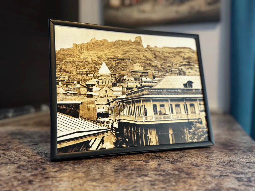 Трёхкомнатные апартаменты в Старом городе с видом на весь Тбилиси