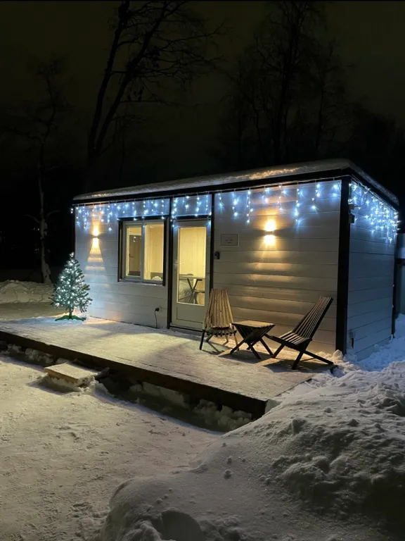 Глемпинг у реки