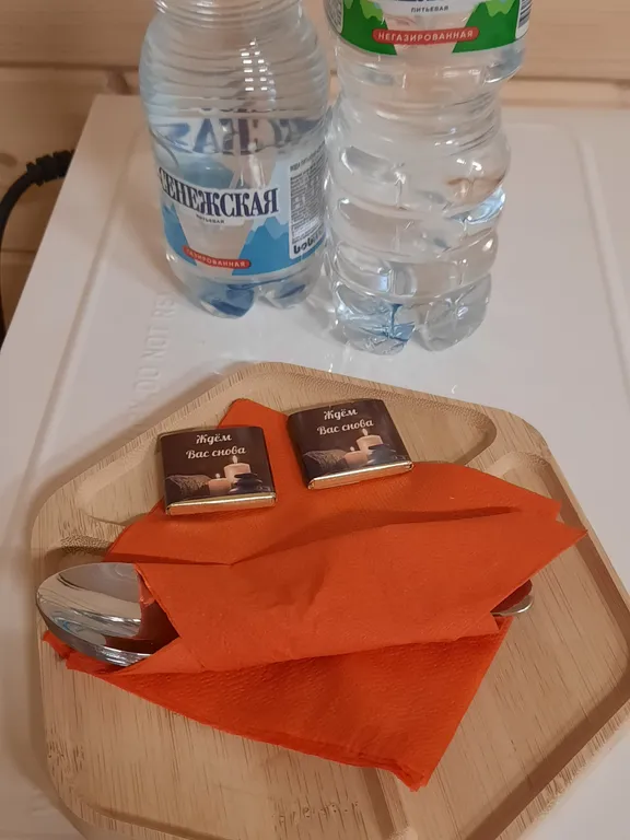 Уютный четырёхместный Домик де-люкс с отдельными кроватями