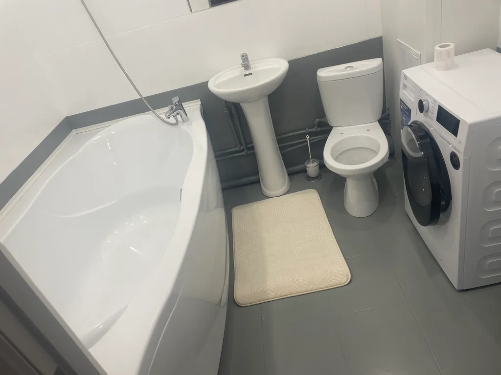 Красивая квартира на набережной