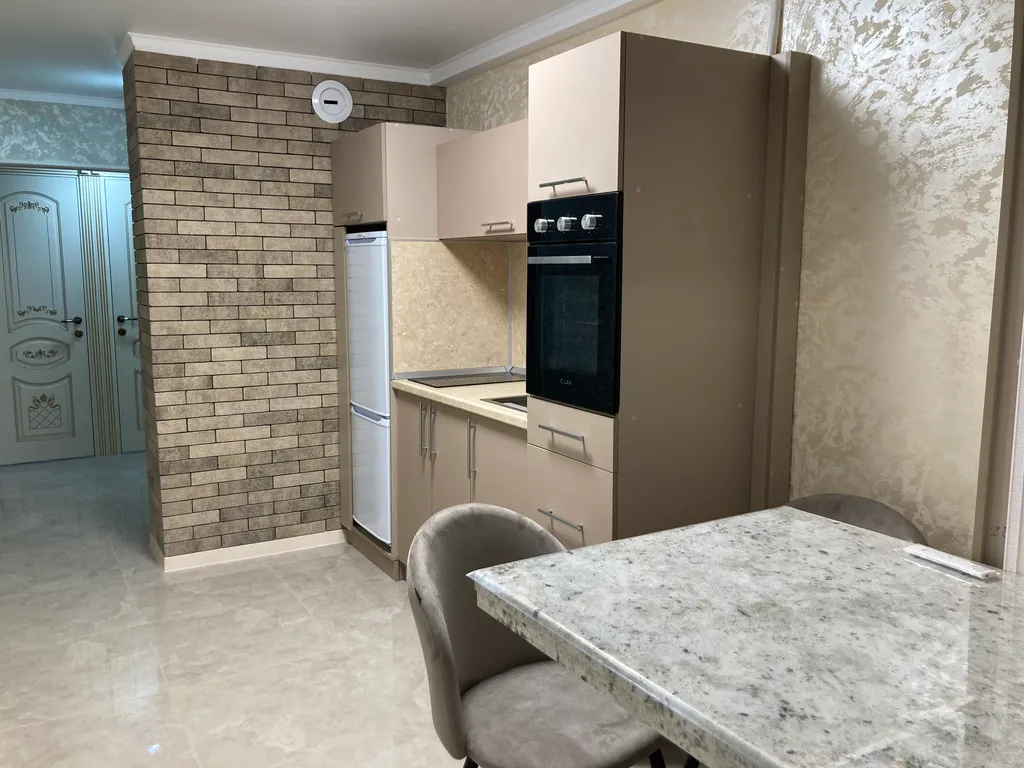 Апартамент с видом на горы