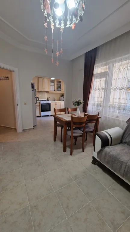 Квартира для большой семьи рядом с морем и парком