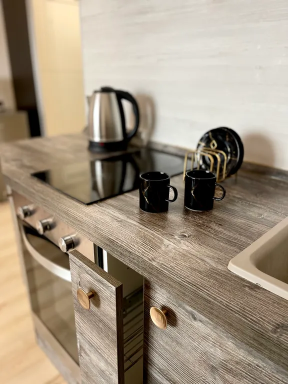 Милая студия с лучшим доступом к озеру, лесу, лыжным базам и городу