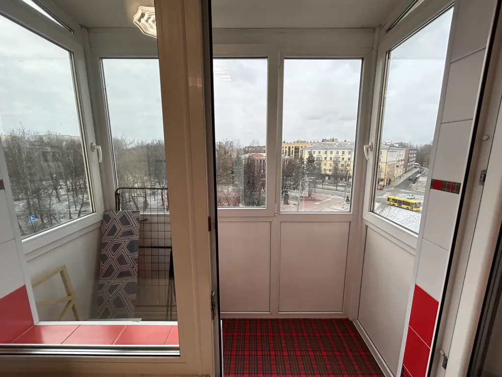 Студия с красивым видом на центр города