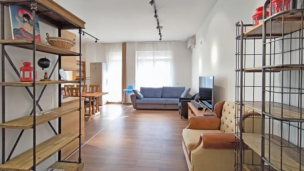 Квартира с 2-мя спальнями Krit