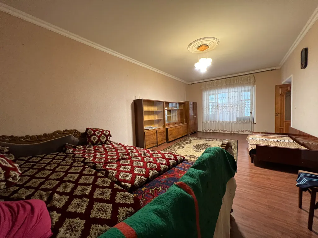 Дом в живописных горах