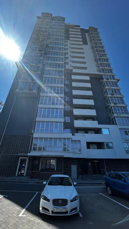 Квартира Просторная видовая квартира с панорамным остеклением — Геленджик