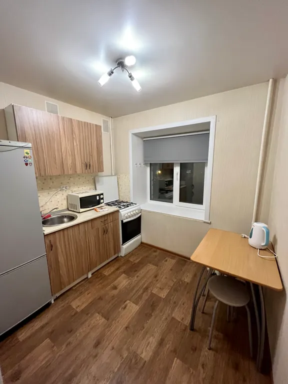 Уютная квартира в центре города в районе гипермаркета Семья