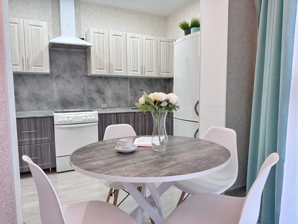 Уютная 2-комнатная квартира в новом доме в районе Театральной площади