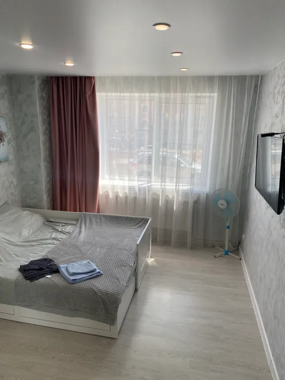 Чистая уютная квартира, рядом с красивым парком