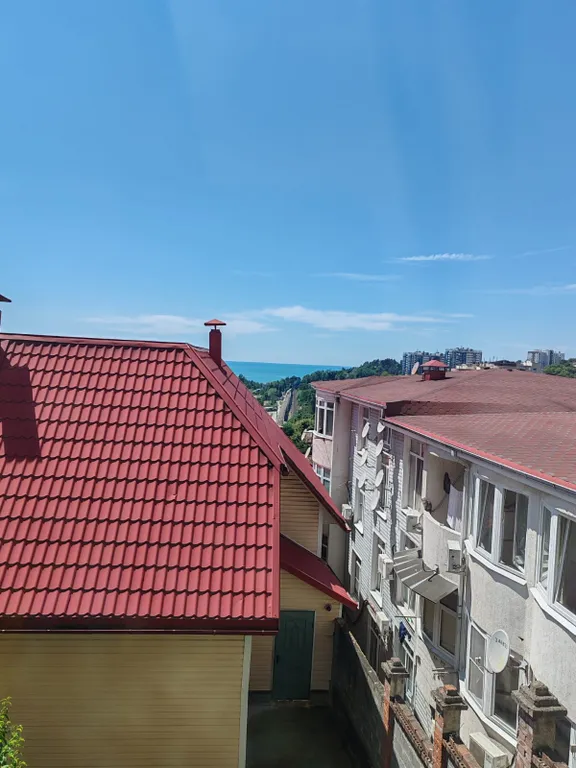 Квартира Уютная квартира с видом на море и двумя городскими пляжами рядом — Сочи