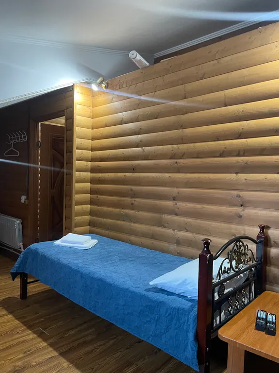 Уютный коттедж в центре Домбая