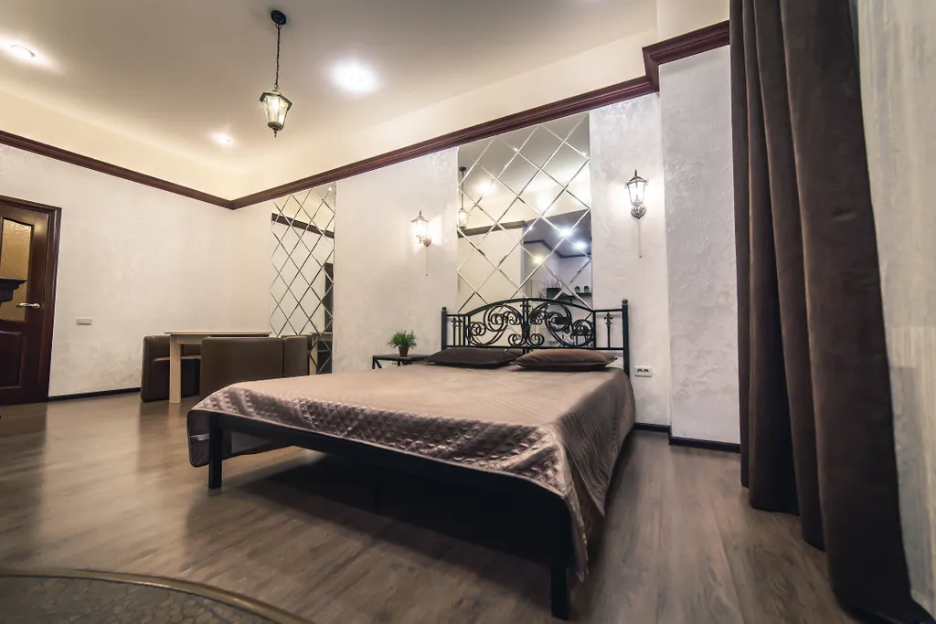 Стильная квартира - студия в стиле provence с джакузи