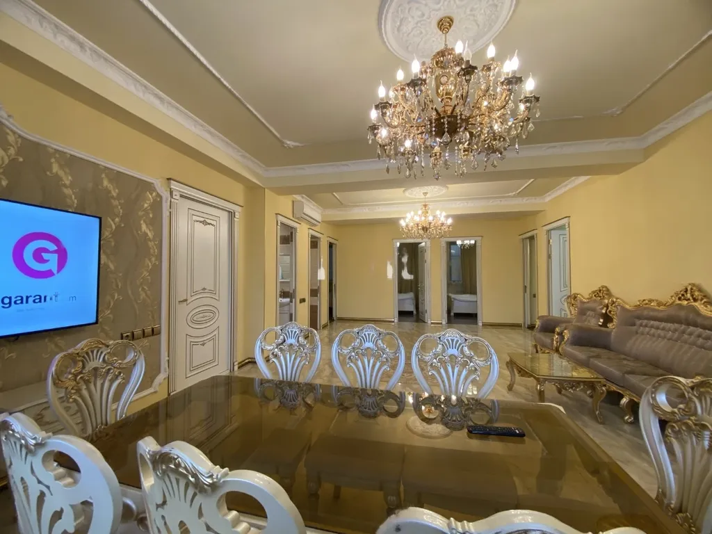 Luxury 5 bedroom property in the centre