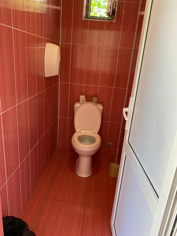 Просторный дом в городе рядом с ЖД вокзал