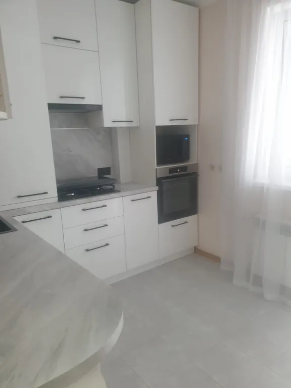 Собственник:89242850870