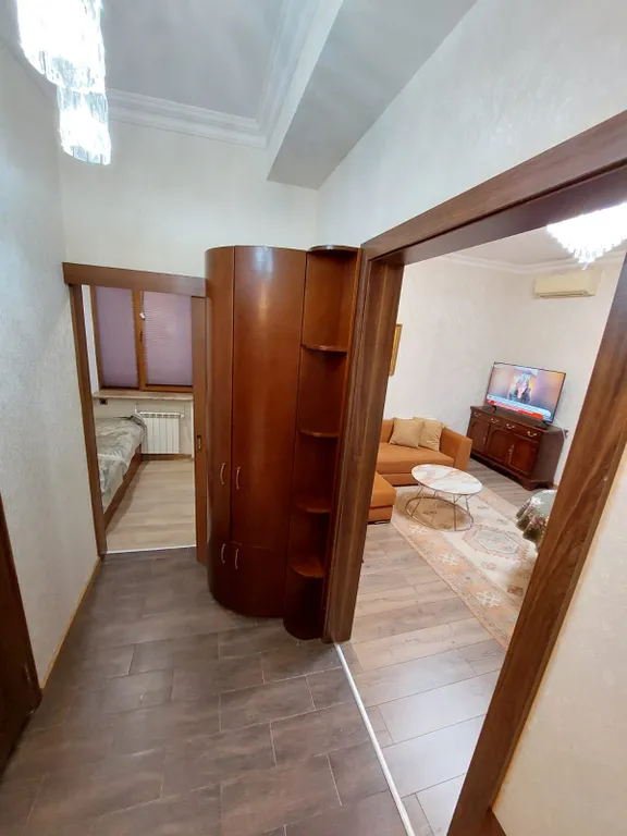 Квартира в Старом городе, первая линия бульвара