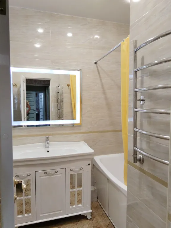 Комната возле пляжа Маяк