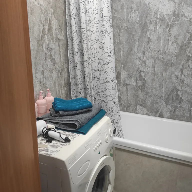 Чистая, уютная однокомнатная квартира