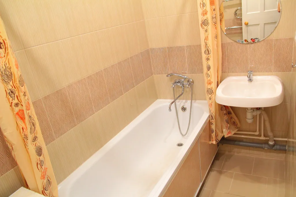 2-комнатная квартира в удобном районе: рядом Севмаш, ул. Ленина