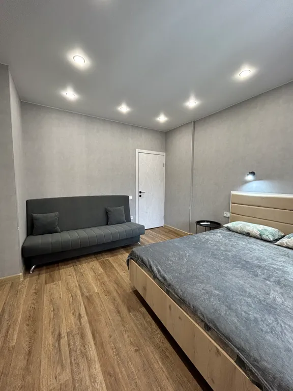 Евро двухкомнатная квартира около Меги