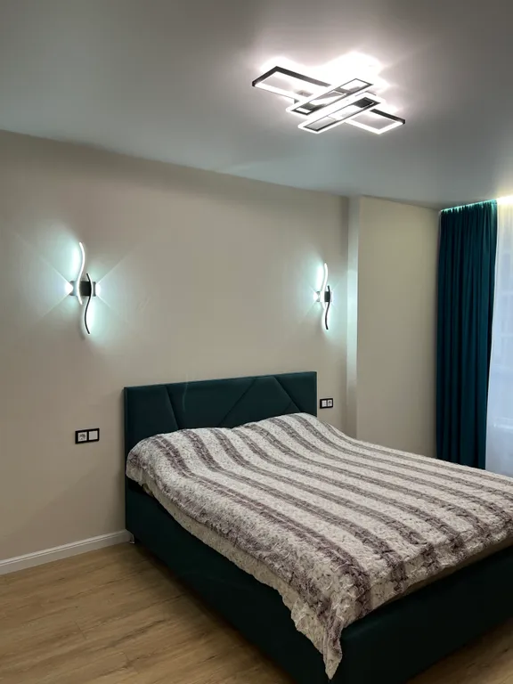 Уютная квартира в самом новом районе города, напротив сквера