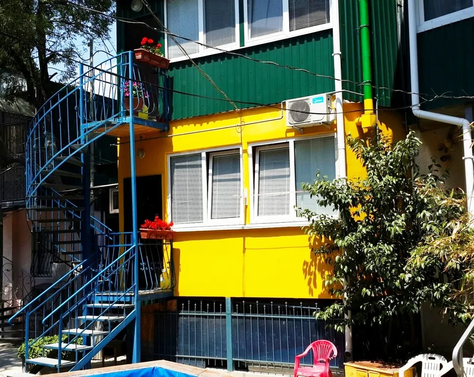 2-комнатная Квартира — аренда посуточно в Ялта