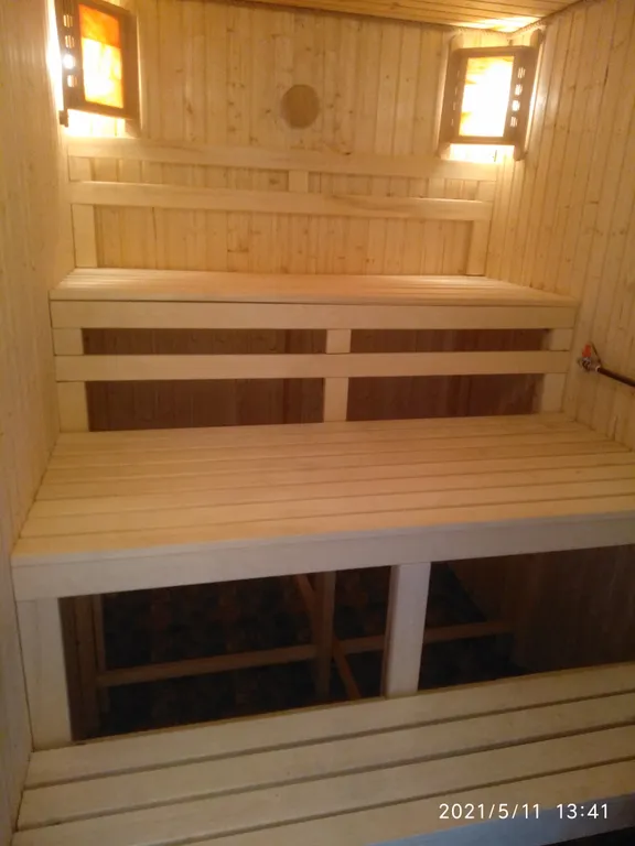 Уютный дом с бассейном