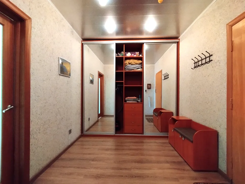 Квартира Уютная современная квартира у Кристалла — Тюмень