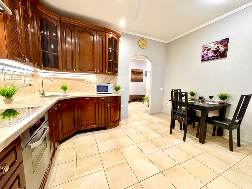 Уютная двушка в центре рядом с набережной реки Волга