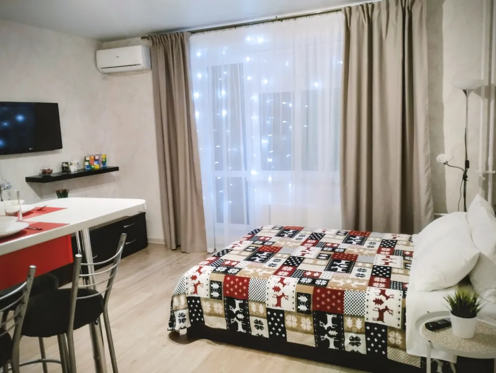 Уютная студия с красивым видом на лес