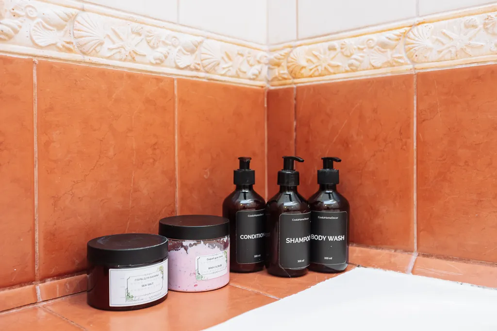 Рядом с Верхним озером и Музеем янтаря