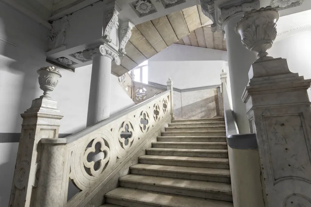 Квартира Парадная квартира у метро Чернышевская — Санкт-Петербург