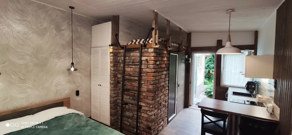 Квартира Студия в тенистом саду — аренда посуточно в Балтийск