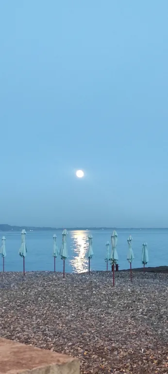 Уютная 3  квартира под ключ в центре Сухума