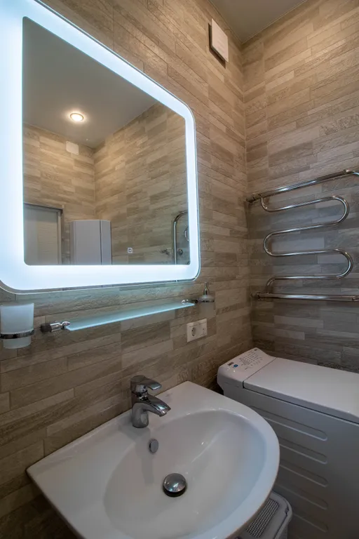 Апартаменты 2 в частном доме с тёплым бассейном у моря