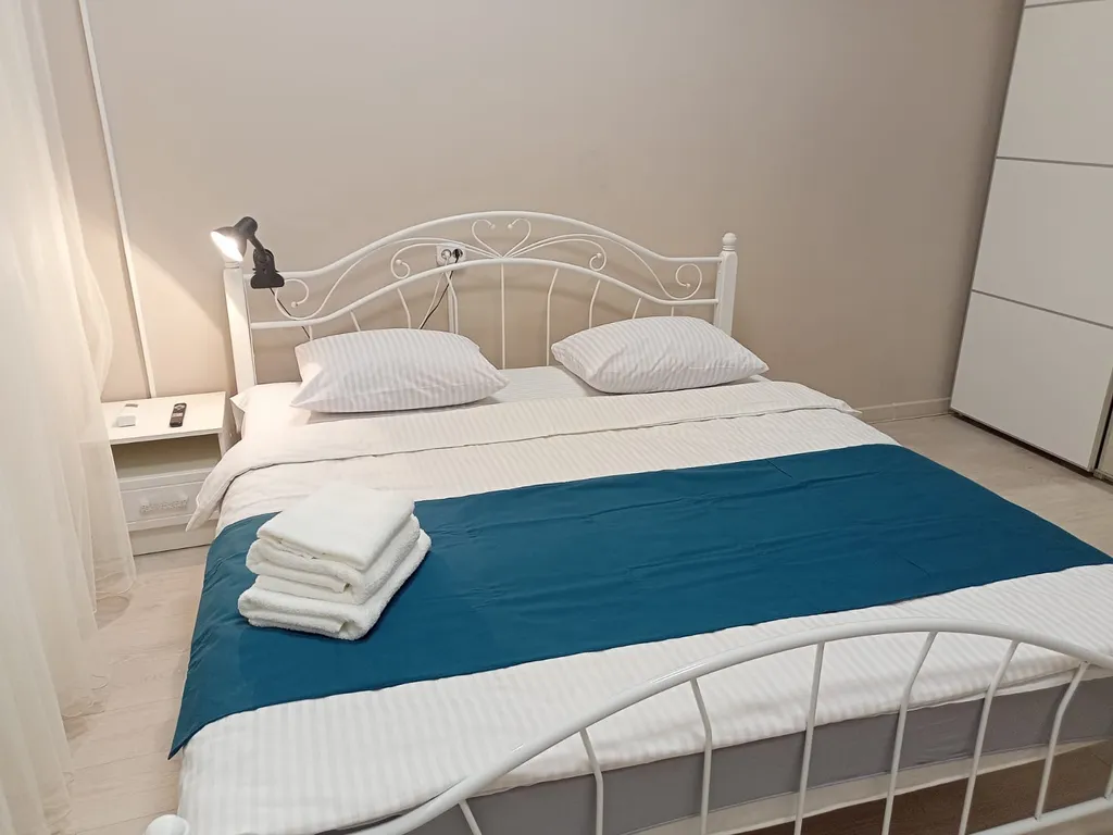 Квартира Уютная и светлая квартира-студия рядом с Буддийским Хурулом — Элиста