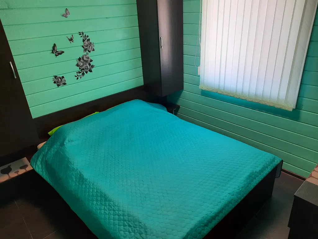 Дом на озере Вуокса с баней и беседкой