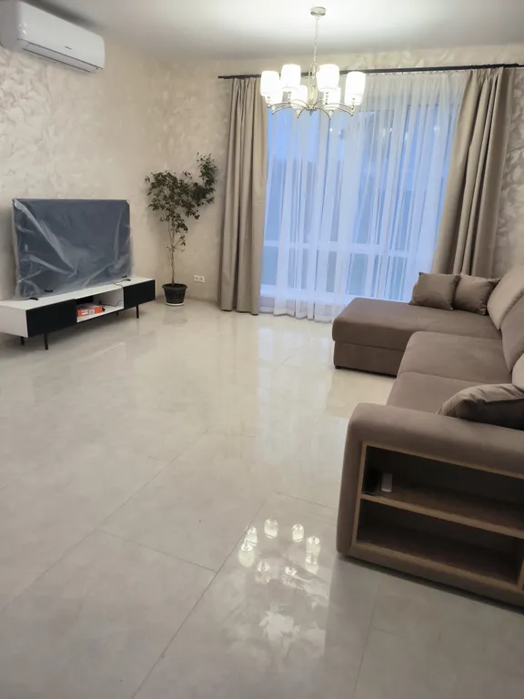 Уютный коттедж для вечеринок с чаном