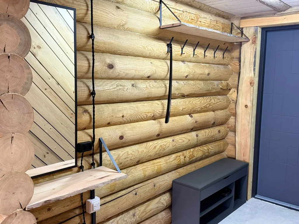 Дом на берегу озера Лососинное