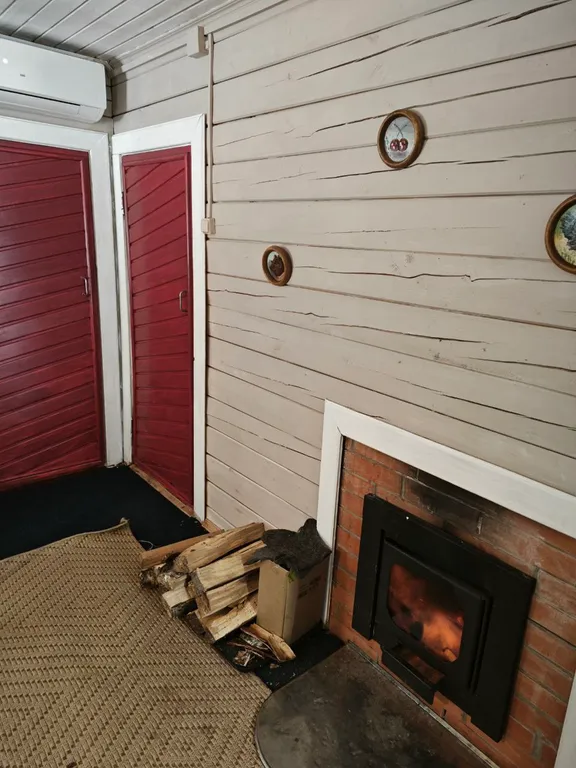 Вишнёвый домик в Махре