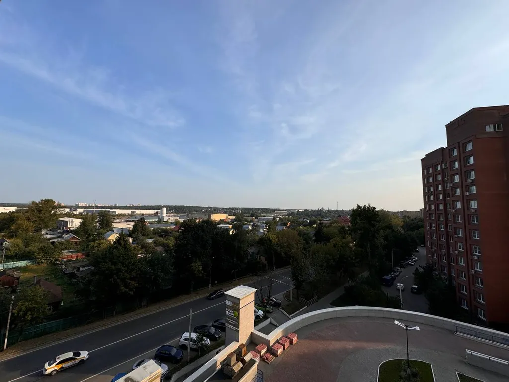 Просторная студия у реки