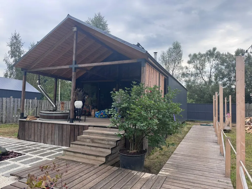 Барнхаус для отдыха у леса и реки