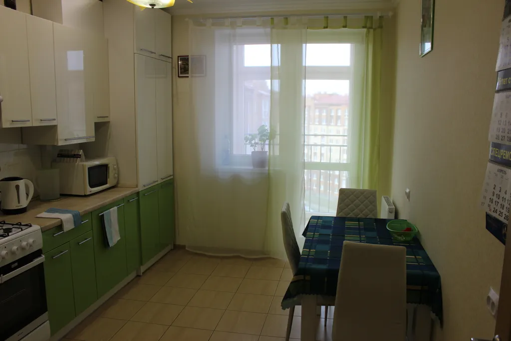 Зеленая квартира на шахматной