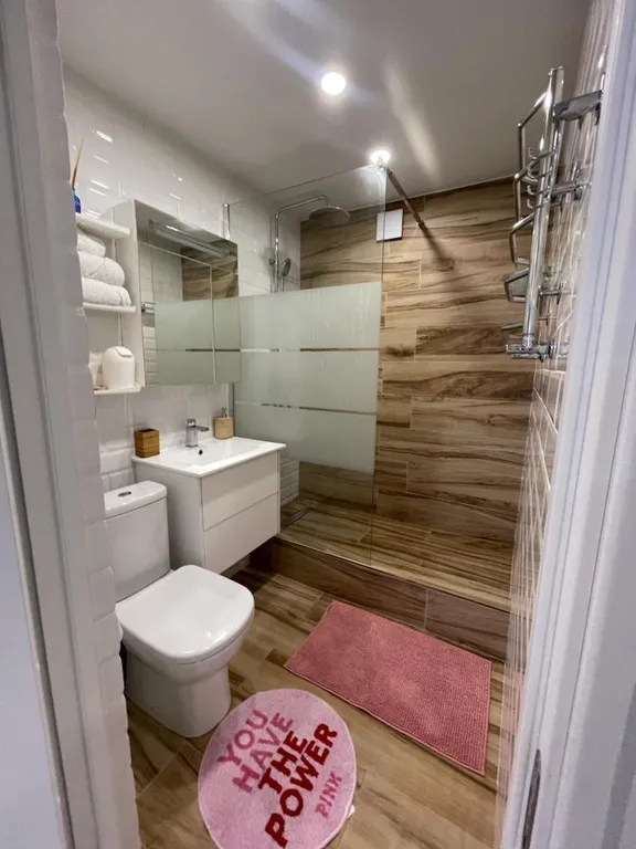 Уютная квартира на озере Абрау-Дюрсо — аренда посуточно в Абрау-Дюрсо