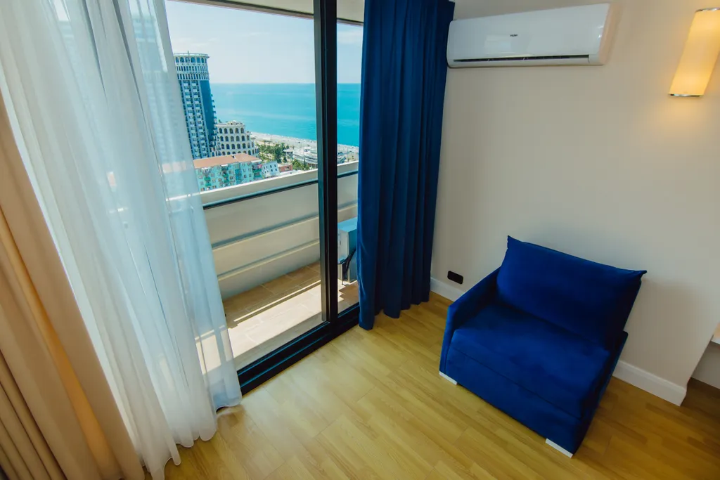 Апартамент с видом на море первая линия